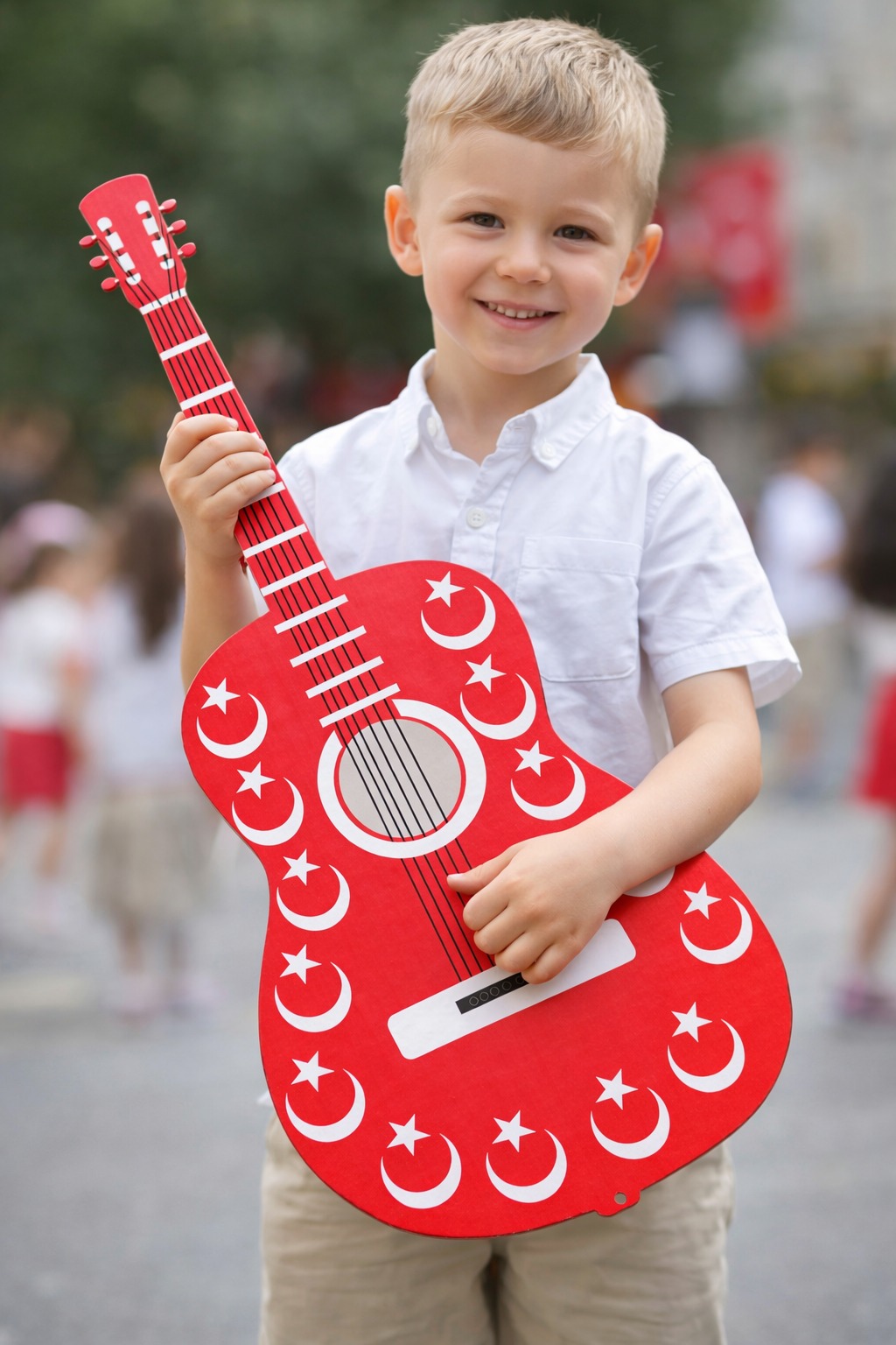 Ti Play Gitar Gösteri Aksesuarı 70x27cm 2,5mm Mukavva Kırmızı Ay Yıldız UV Baskı 10lu Paket Ti Play Gitar Gösteri Aksesuarı 70x27cm 2,5mm Mukavva Kırmızı Ay Yıldız UV Baskı 10lu Paket