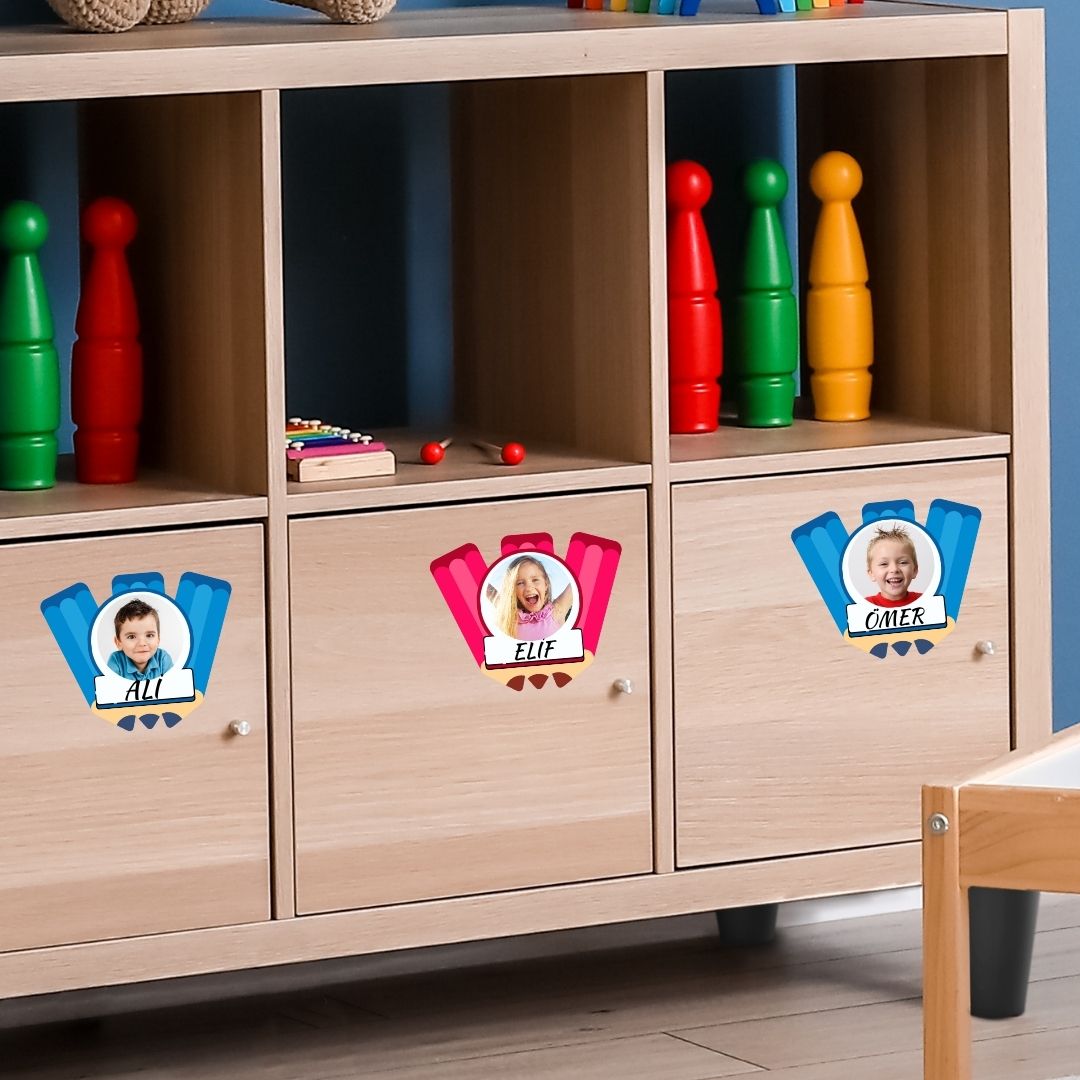 ÖĞRENCİ YAKA VE DOLAP İSİM KARTLARI 001 40'lı Paket