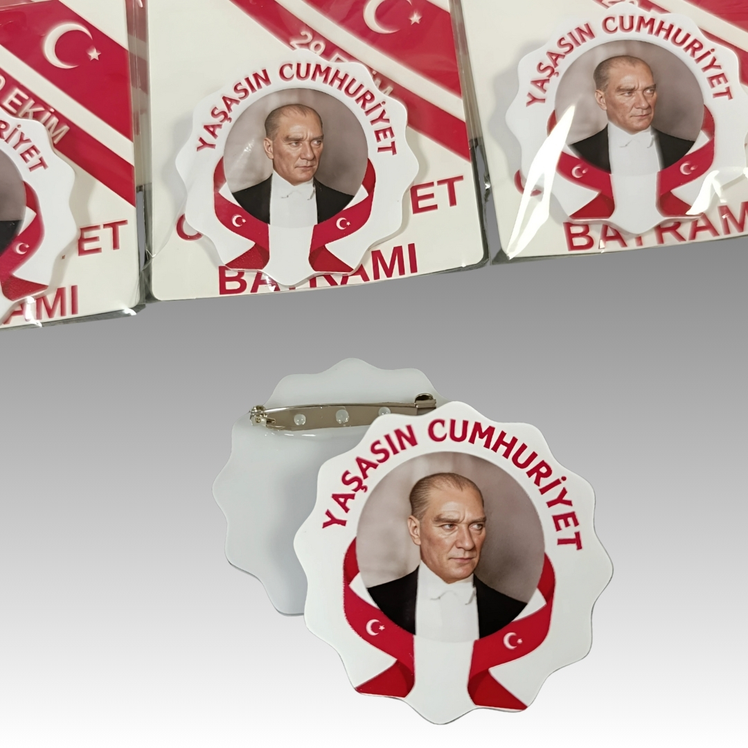 29 EKİM CUMHURİYET BAYRAMI İĞNELİ AKRİLİK YAKA ROZETİ 8'Lİ