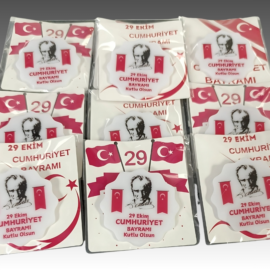 29 EKİM CUMHURİYET BAYRAMI İĞNELİ AKRİLİK YAKA ROZETİ 8'Lİ