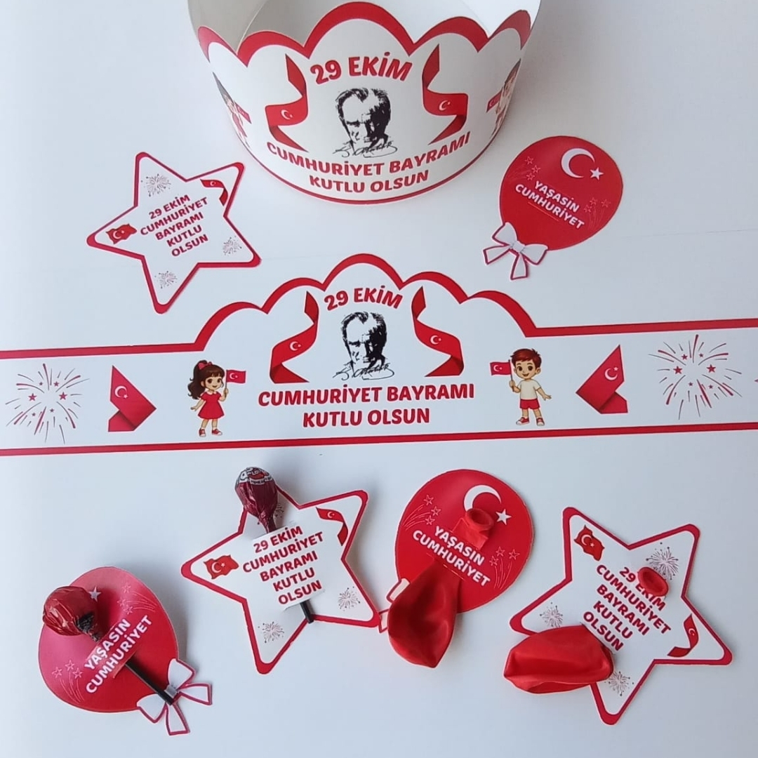 CUMHURİYET BAYRAMI TAÇ ŞEKER ve BALON KARTI 8li  SET