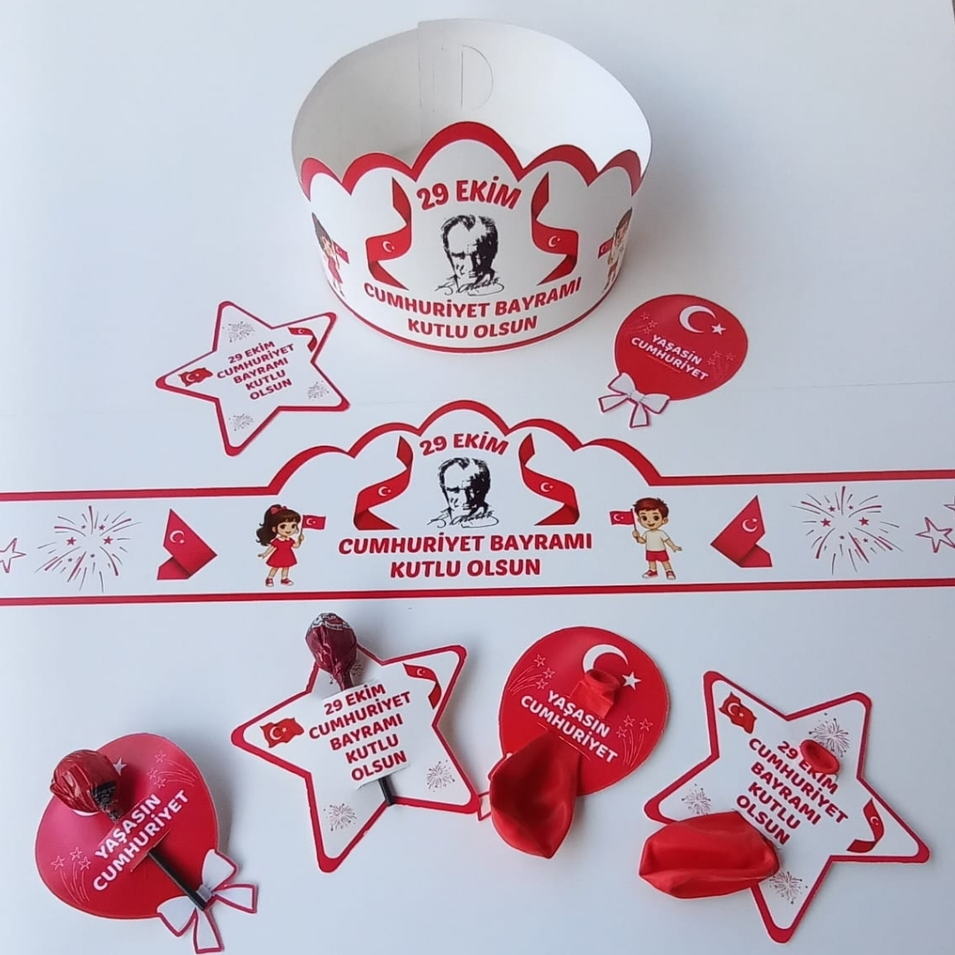 CUMHURİYET BAYRAMI TAÇ ŞEKER ve BALON KARTI 8li  SET