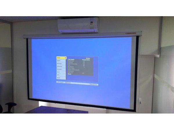 CODEGEN (EX-24) 240X200 MOTORLU UZAKTAN KUMANDALI PROJEKSIYON PERDESI